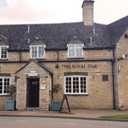 לינה וארוחת בוקר סטמפורד The Royal Oak Duddington מראה חיצוני תמונה